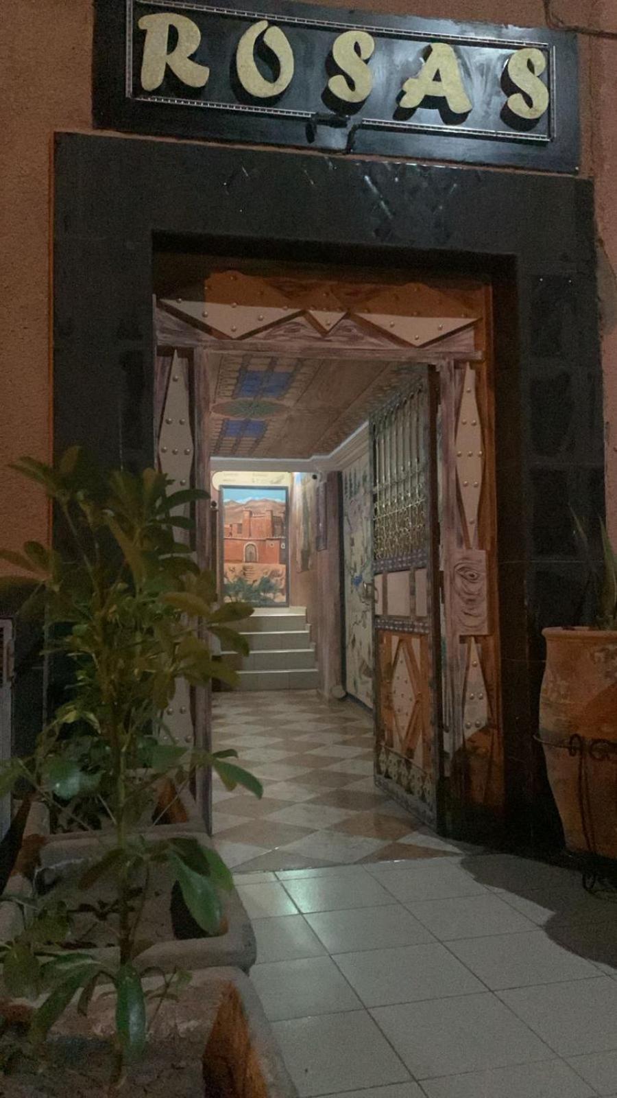 Residence Rosas Ouarzazate Buitenkant foto