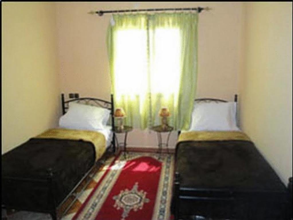 Residence Rosas Ouarzazate Buitenkant foto
