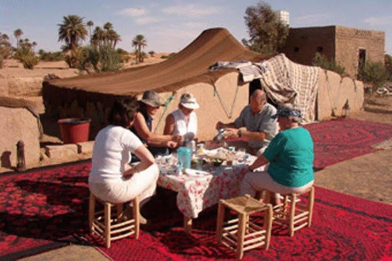 Residence Rosas Ouarzazate Buitenkant foto